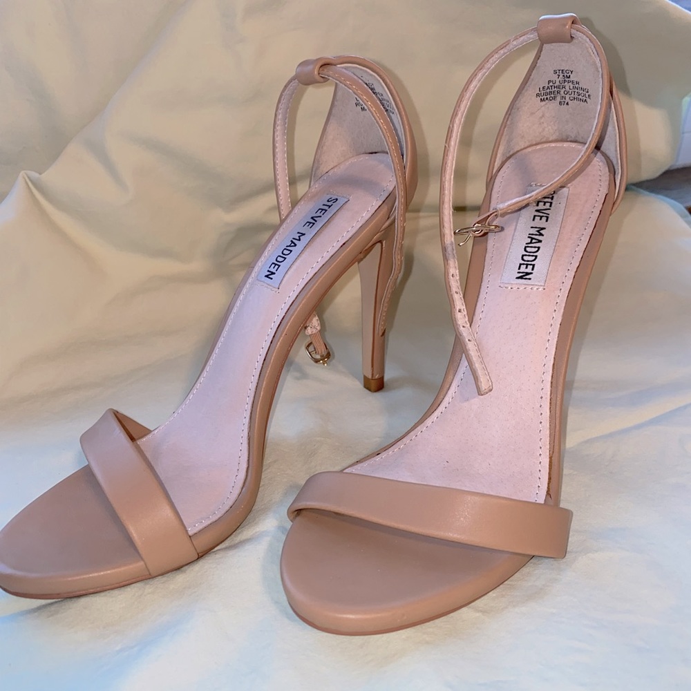 Nude Steve Madden Stiletto Heels - Size 7.5